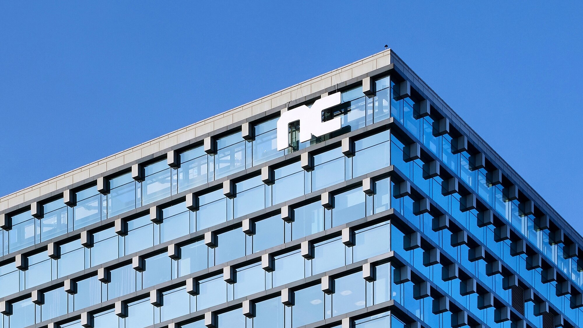 엔씨소프트, 유튜버 영래기 허위사실 유포로 법적대응 | 인스티즈