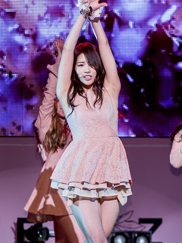러블리즈 미주 움짤 & 겨드랑이 | 인스티즈