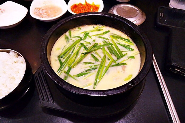 호불호 갈릴 치즈돼지국밥 | 인스티즈