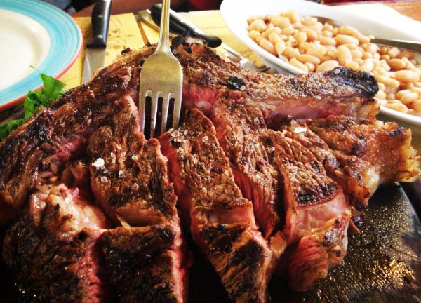 둘이 먹다 하나 죽어도 모르는 환상적인 스테이크 | 인스티즈