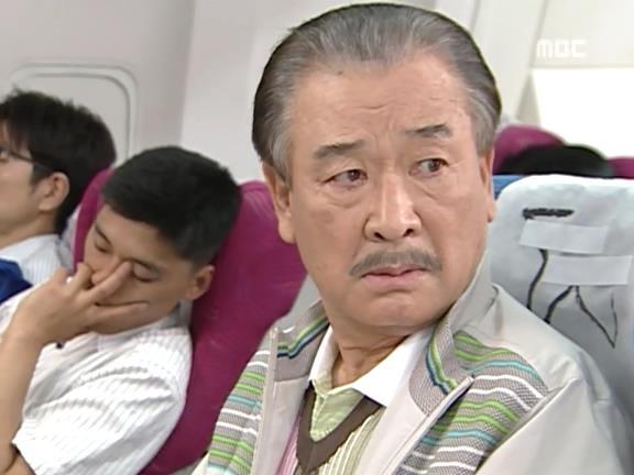 [거침없이하이킥] 비행기 안에서 민폐짓 쩌는 순재네 식구들ㅋㅋㅋㅋㅋ.jpg | 인스티즈