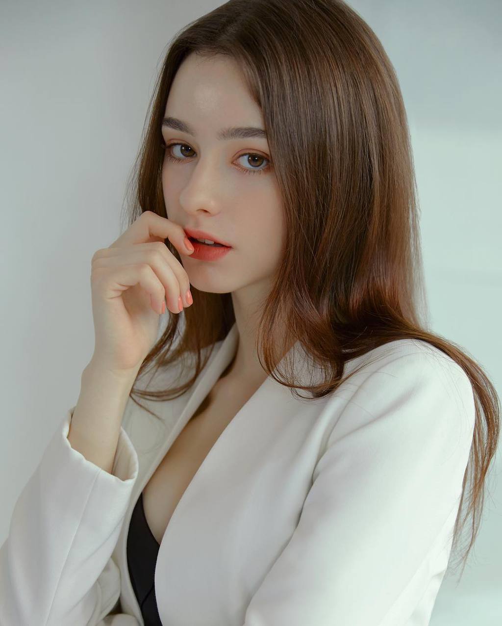 러시아 모델 다샤 타란 국내 소속사와 계약ㄷㄷㄷ | 인스티즈