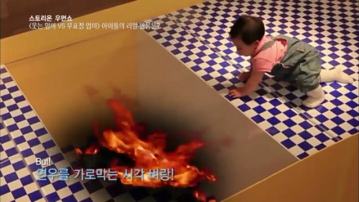 무표정 엄마 vs 웃는 엄마 아기들 반응 실험 | 인스티즈