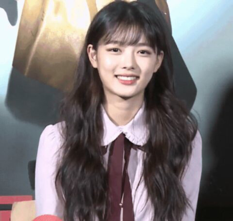김유정 무보정 미모 | 인스티즈