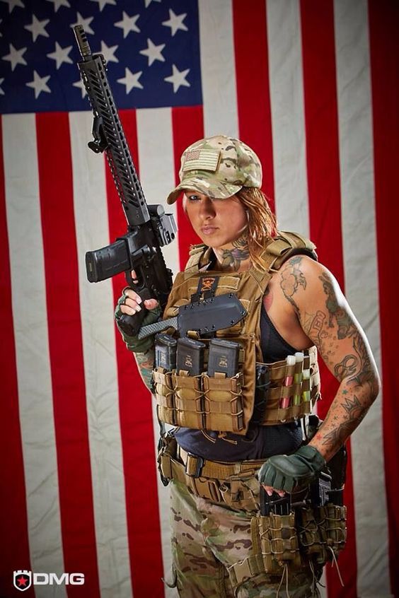 아프리카 밀렵꾼들이 가장 두려워 하는여자 | 인스티즈