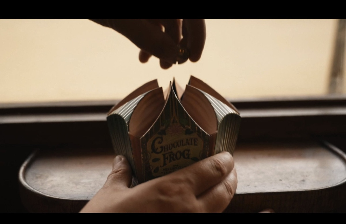 HBO 해리포터 드라마 속 개구리 초콜릿 디자인 | 인스티즈