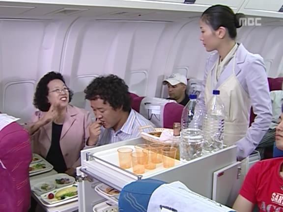 [거침없이하이킥] 비행기 안에서 민폐짓 쩌는 순재네 식구들ㅋㅋㅋㅋㅋ.jpg | 인스티즈