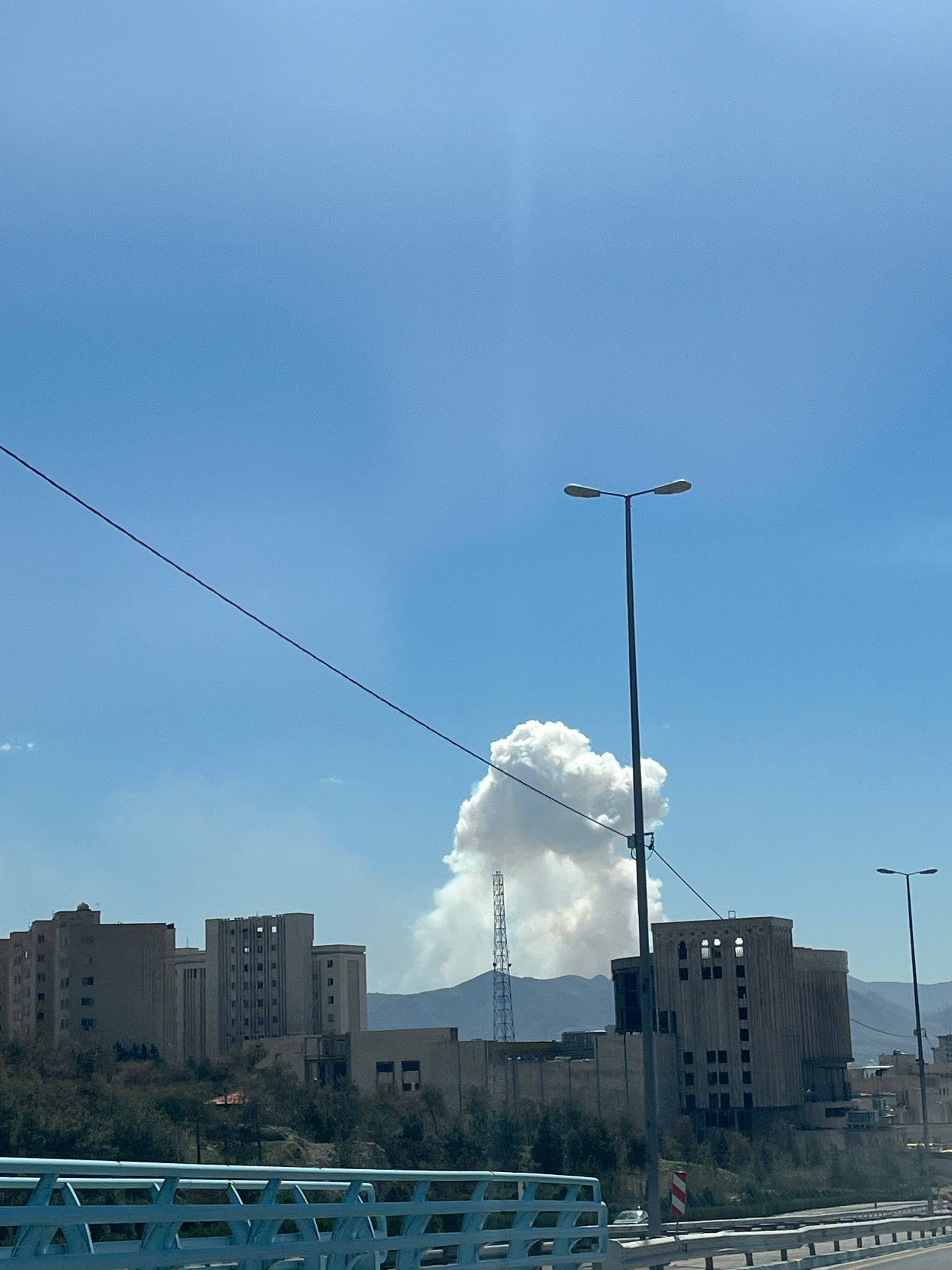 현 시각 공습 당하는 이란 테헤란.jpg | 인스티즈