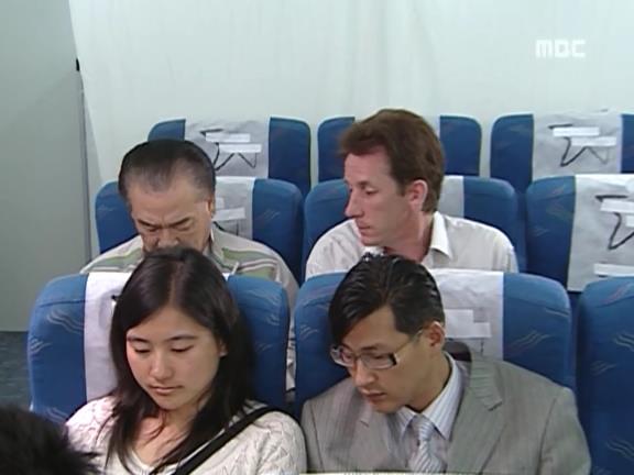 [거침없이하이킥] 비행기 안에서 민폐짓 쩌는 순재네 식구들ㅋㅋㅋㅋㅋ.jpg | 인스티즈