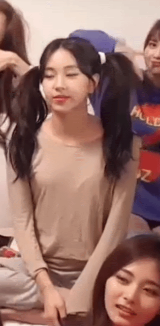 둡챙이 인생머리 찾아주는 금손 모모 원장님 | 인스티즈