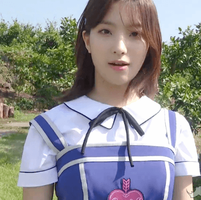 닉값하기 위해 프로미스나인 이새롬 | 인스티즈