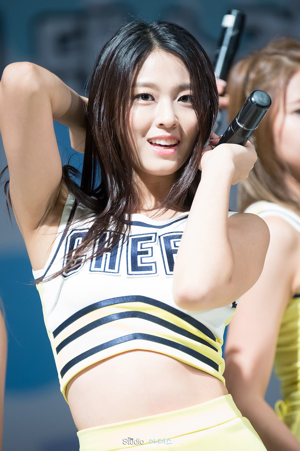 설현 겨드랑이 | 인스티즈