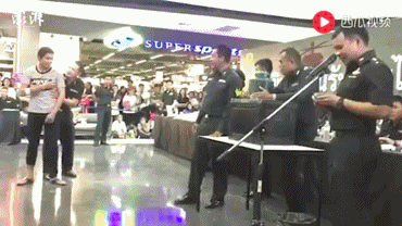 제비뽑기로 군대가는 태국.gif | 인스티즈