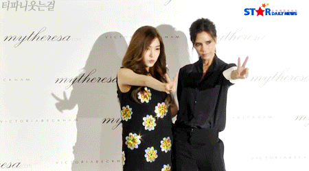 어제자 티파니, 빅토리아 베컴 투샷 .jpgif | 인스티즈