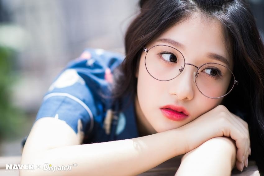 안경이 잘어울리는 프로미스나인 이서연 | 인스티즈