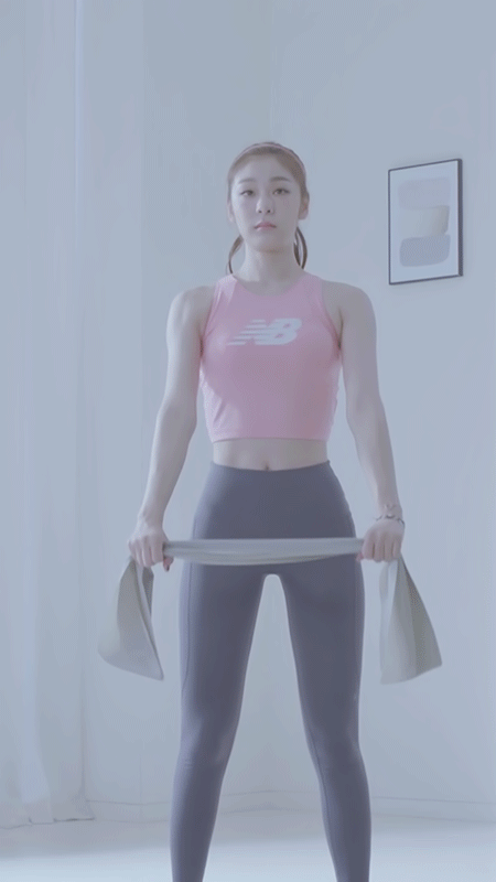 퀸연아 레깅스 트레이닝짤 더 크고 나은 화질.GIF | 인스티즈