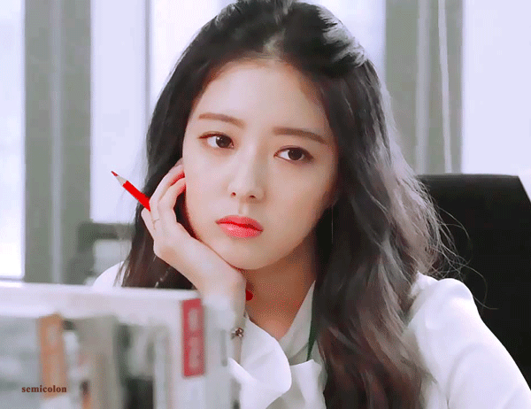 배우 이세영 월계수양복점신사들 시절.gif | 인스티즈