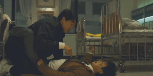 [라이프온마스] 2018년 경찰 한태주의 눈물겨운 쌍팔년도 수사 적응기 속 | 인스티즈