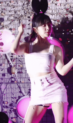 많이 과감해진 아이린.JPGIF | 인스티즈