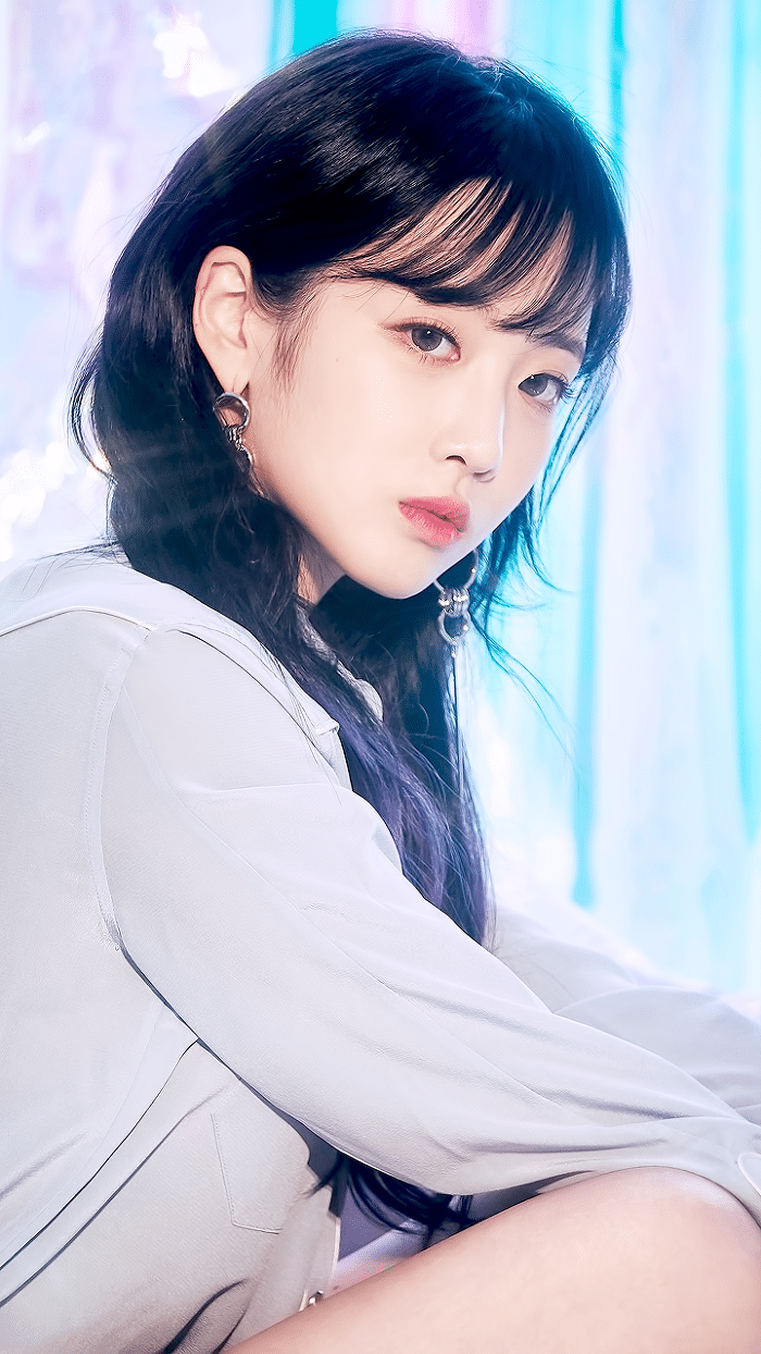 러블리즈 지애가 3년째 놀림 당하고 있는 전설의 귤던까 사건.jpg | 인스티즈