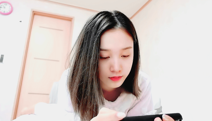 최근 스테이씨 재이 집에서 숙소? 집? 브이로그 .gif | 인스티즈