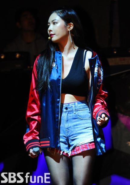 오늘자 현아 얼굴.jpg | 인스티즈