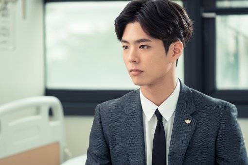 박보검으로 보는 다양한 남자 헤어스타일.JPG (데이터) | 인스티즈