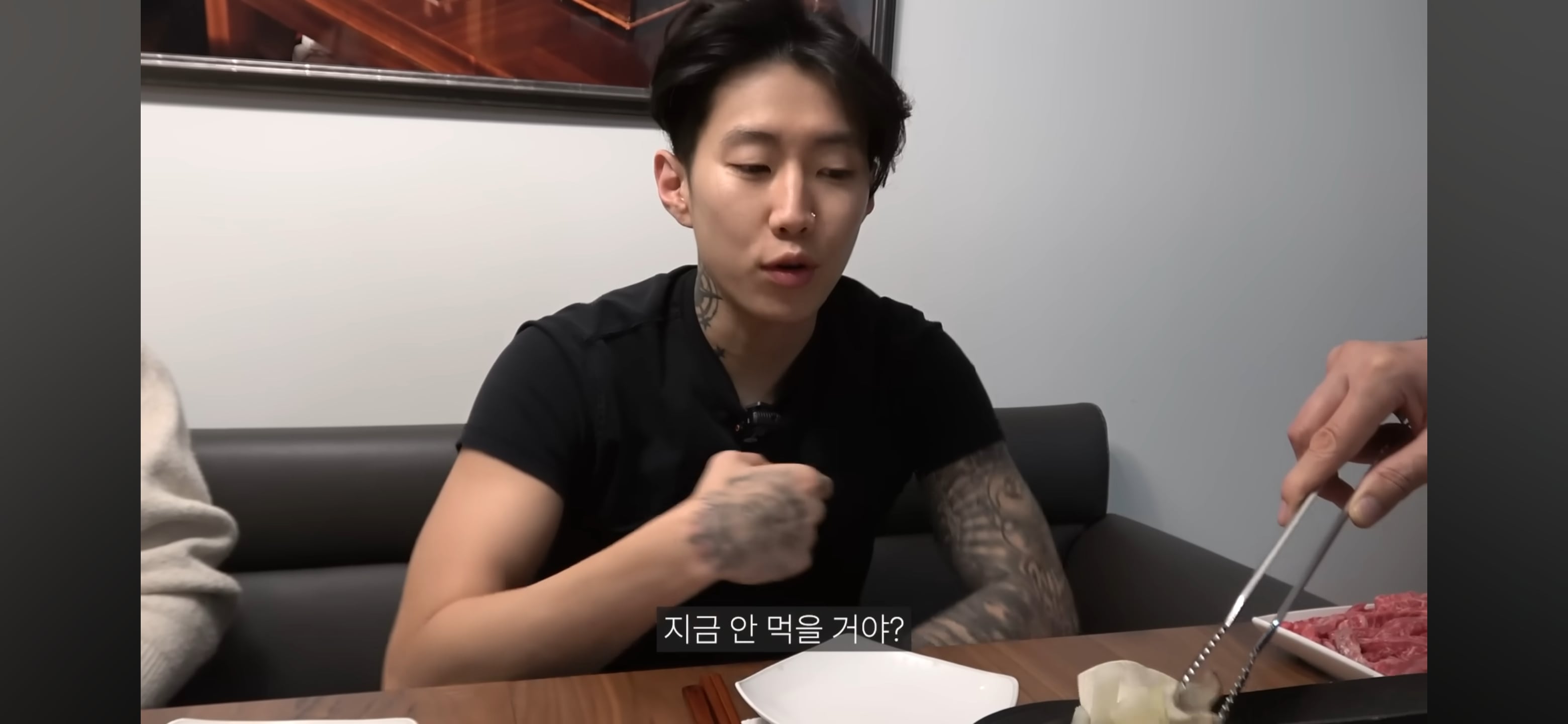 엄마가 촬영 거부하는데 자꾸 엄마한테 말 시키는 엄미새 박재범 | 인스티즈