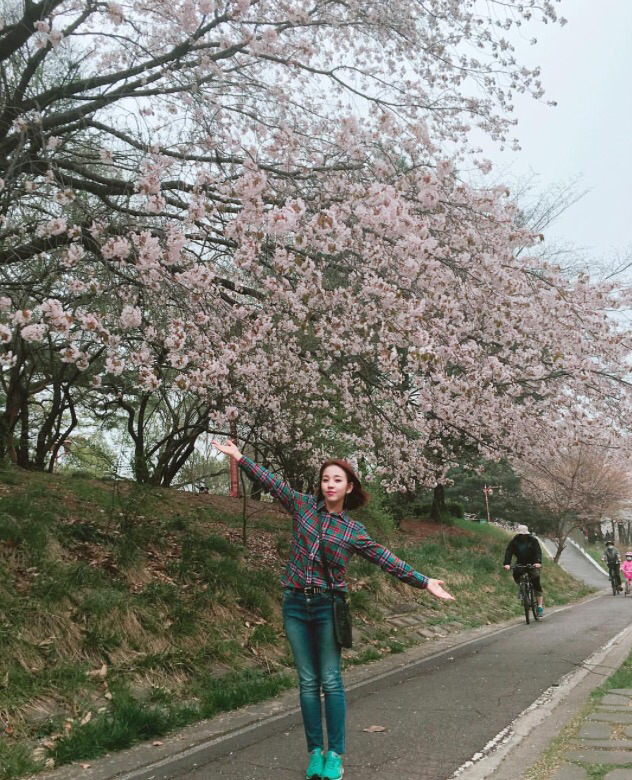 일반인 느낌으로 이쁘고 귀여운 연예인 갑 | 인스티즈