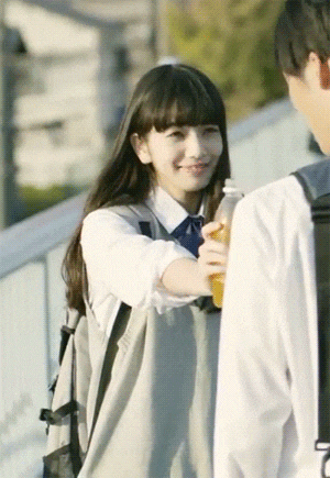 묘한 매력의 고마츠 나나.gif | 인스티즈