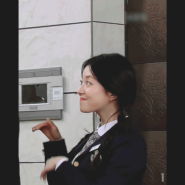 배우 이세영 월계수양복점신사들 시절.gif | 인스티즈