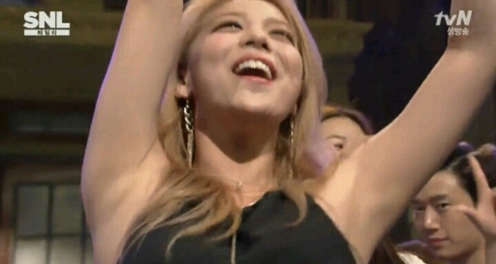 에일리 겨드랑이.JPG | 인스티즈