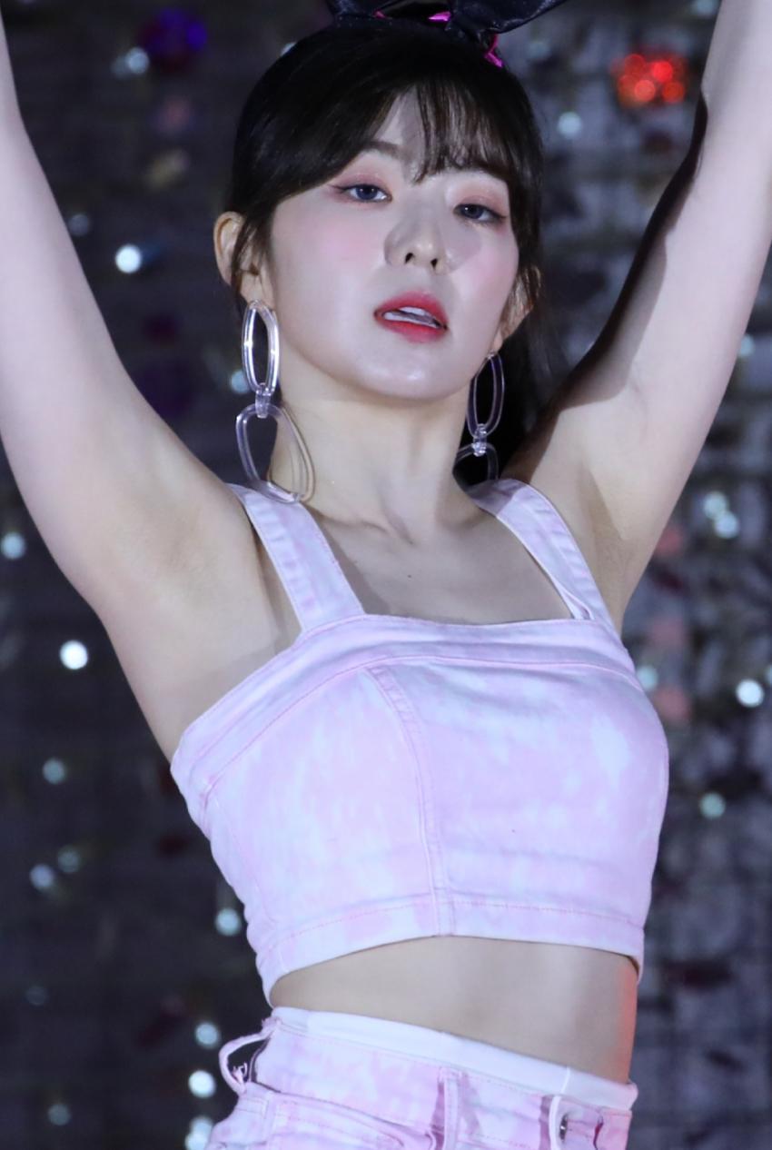 많이 과감해진 아이린.JPGIF | 인스티즈