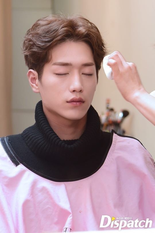 서강준 미용실에서 메이크업 전 vs 후.JPG | 인스티즈