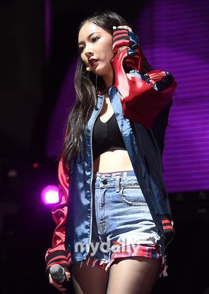 오늘자 현아 얼굴.jpg | 인스티즈