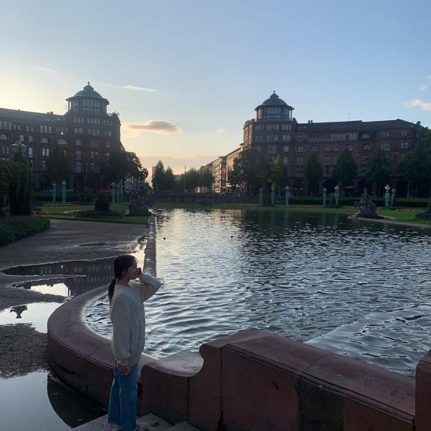 독일에 도착한 우주소녀.jpg | 인스티즈