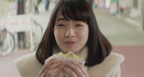 묘한 매력의 고마츠 나나.gif | 인스티즈