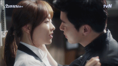 그렇게 수위높은 장면도 아닌데 야하게 느껴지던 키스신 장면들(feat.키스 장인).gif | 인스티즈