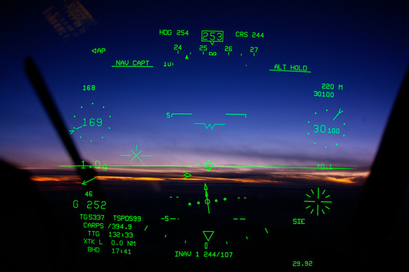 미사일이 날아올때 전투기가 피하는 방법 | 인스티즈