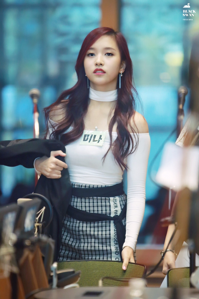 일본에서 발레만 11년했다는 트와이스 미나 피지컬.jpgif | 인스티즈