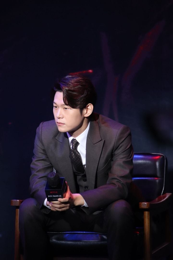 [전지적참견시점] 배우 이학주의 실제 키를 알게되자 놀라는 엠씨들 | 인스티즈