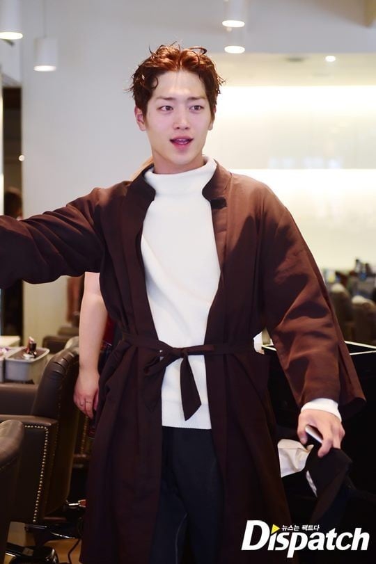 서강준 미용실에서 메이크업 전 vs 후.JPG | 인스티즈