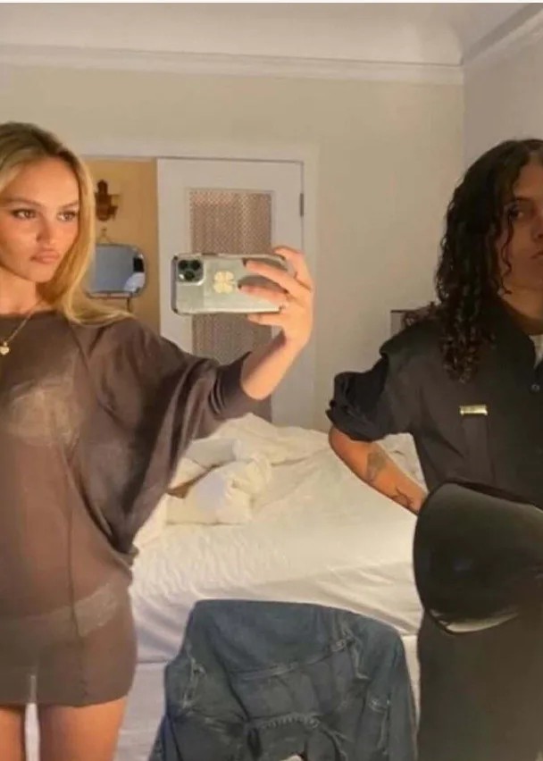 조니뎁 딸 릴리로즈뎁 근황 | 인스티즈