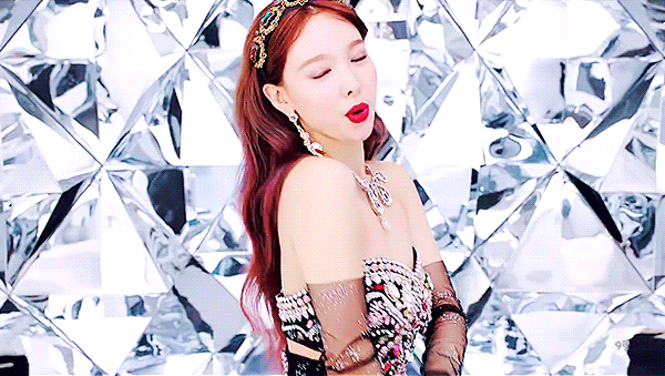 신곡 뮤비속 트와이스 나연이.gif | 인스티즈