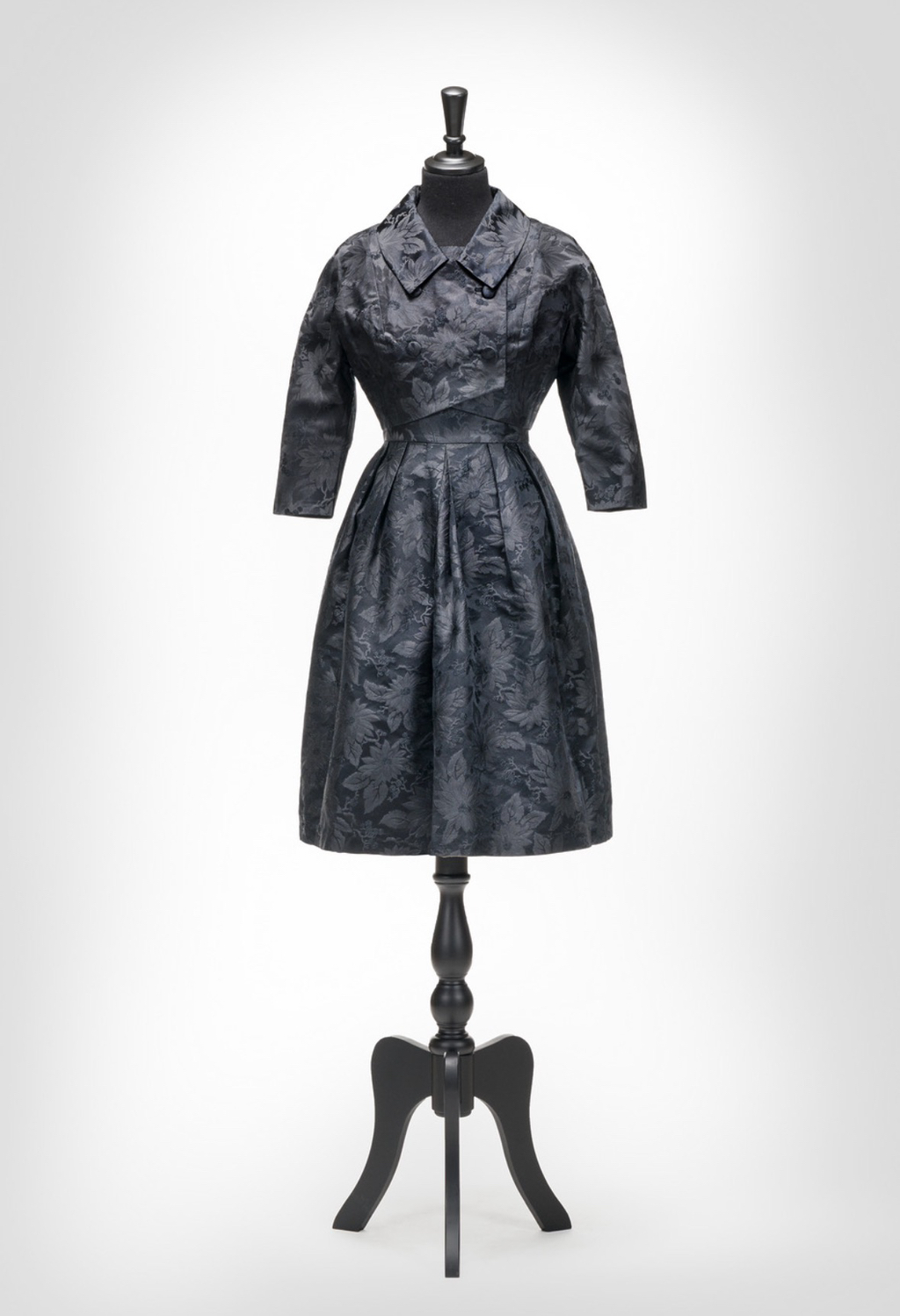 올해로 99세, 국내 최초로 패션쇼를 연 디자이너 | 인스티즈