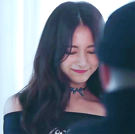 도발하는 쯔위.gif | 인스티즈