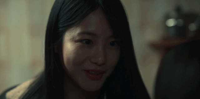 더글로리 학폭가해자로 나오는 신예은.gif | 인스티즈