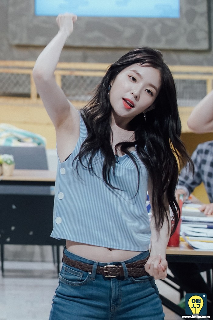 많이 과감해진 아이린.JPGIF | 인스티즈