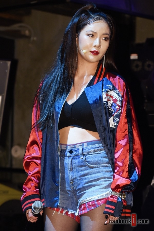 오늘자 현아 얼굴.jpg | 인스티즈