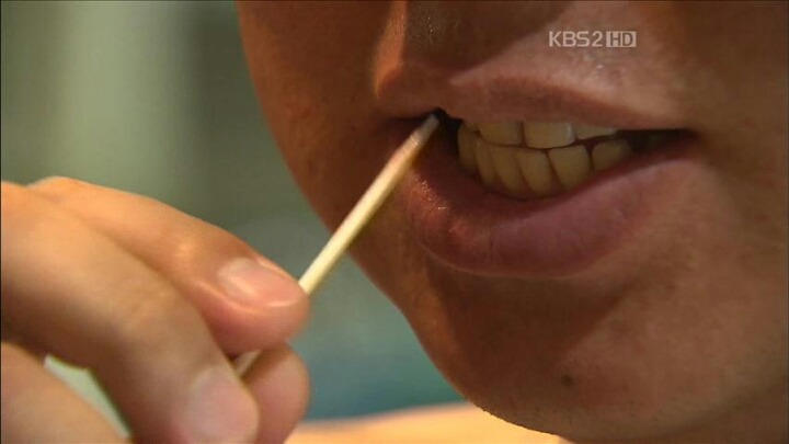 식사중에 가장 밥맛 떨어지는 소리 딱 하나만! 골라보시오 | 인스티즈